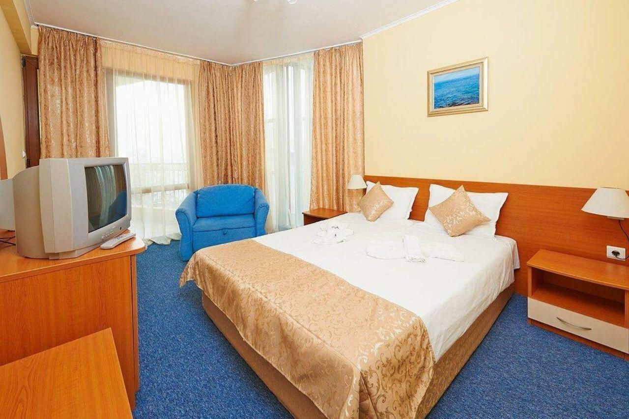 Paradise Hotel & Relax Center Pomorie Extérieur photo
