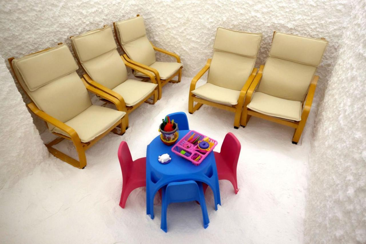 Paradise Hotel & Relax Center Pomorie Extérieur photo