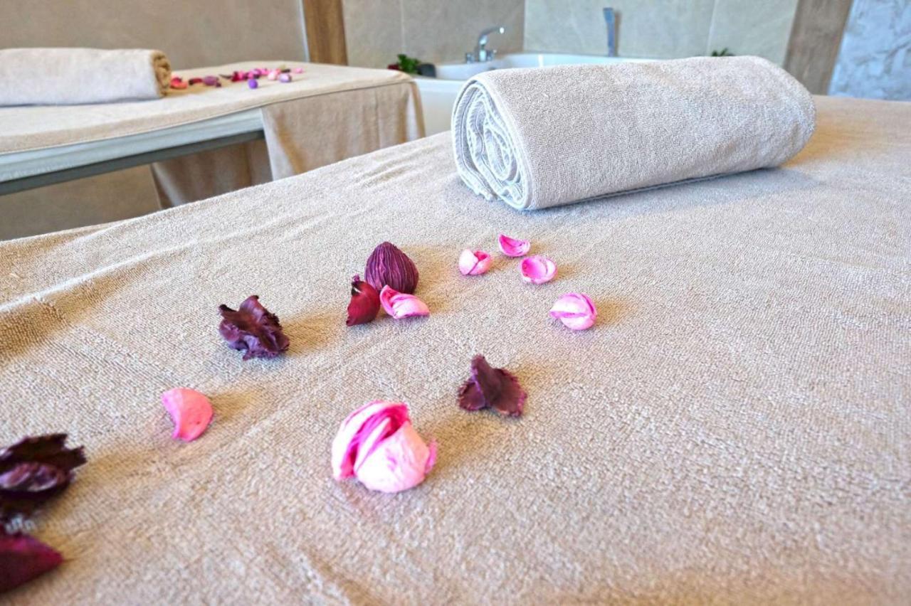 Paradise Hotel & Relax Center Pomorie Extérieur photo